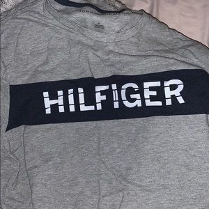 Tommy Hilfiger t shirt